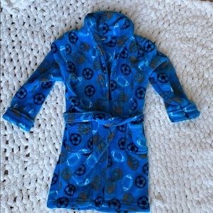 Kids sports plush robe. Never worn.